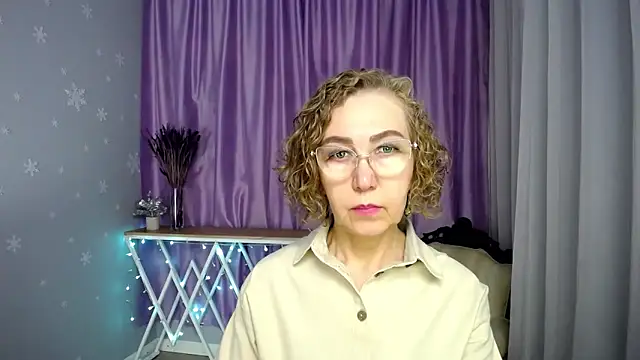 queen a n i online show from 06-04-26, 10:21