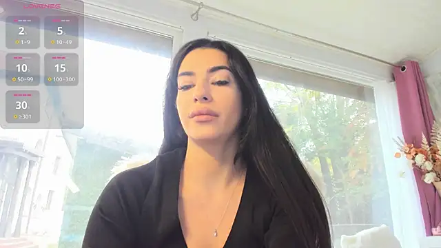 Naila18 online show from 10-18-25, 07:20