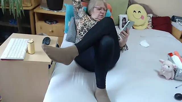 Margaret-milf online show from 05-16-26, 12:04