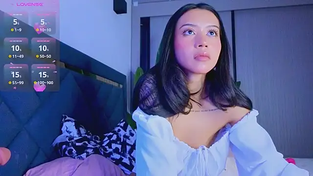 Mia Tin online show from 02-22-26, 04:05