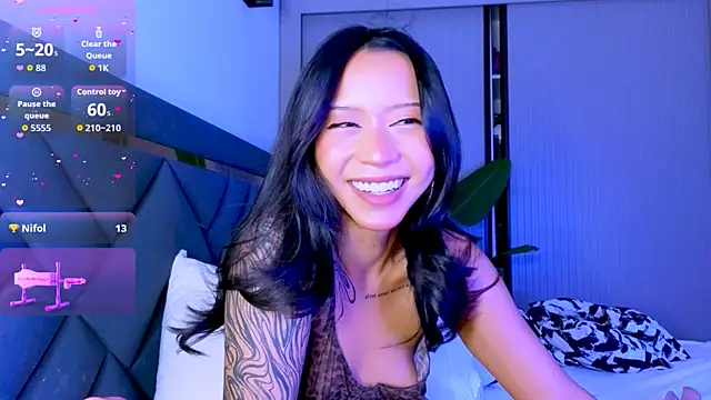 Mia Tin online show from 07-18-26, 06:56