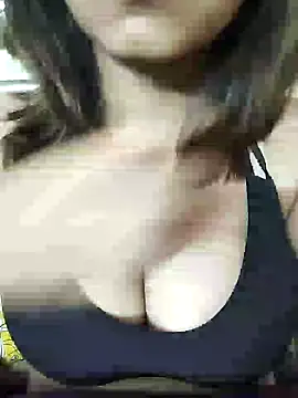 Snapshot of RESHMI_07 chatting on 01-05-25, 01:56 RESHMI 07 online show from 01-05-25, 01:56