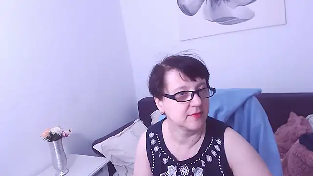 ChristaRose online show from 01-10-25, 06:49