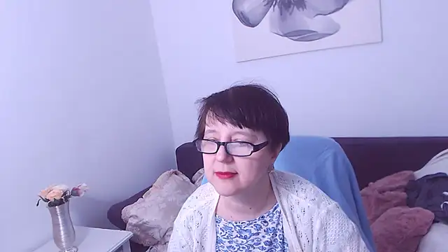 ChristaRose online show from 01-19-25, 05:05