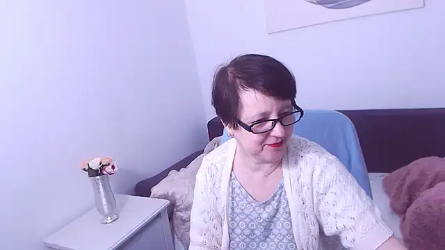 ChristaRose online show from 02-14-25, 12:41