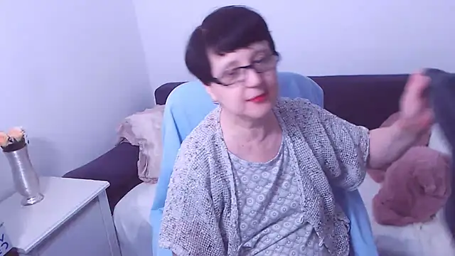 ChristaRose online show from 10-06-25, 03:15