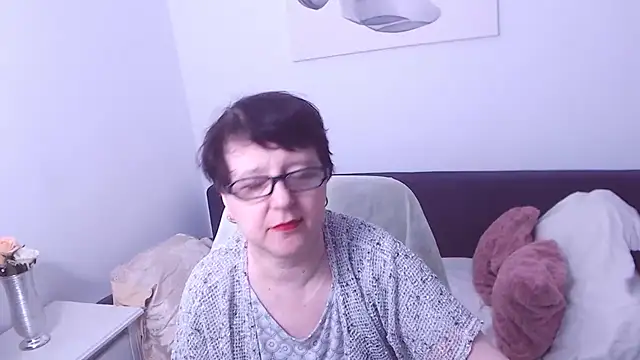 ChristaRose online show from 11-21-25, 04:16