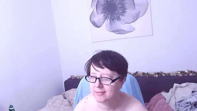 ChristaRose online show from 12-21-25, 01:40