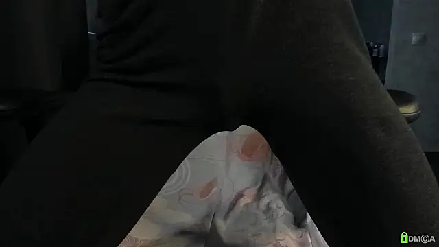 Snapshot of Courtney_Luv chatting on 02-23-26, 01:08 Courtney Luv online show from 02-23-26, 01:08