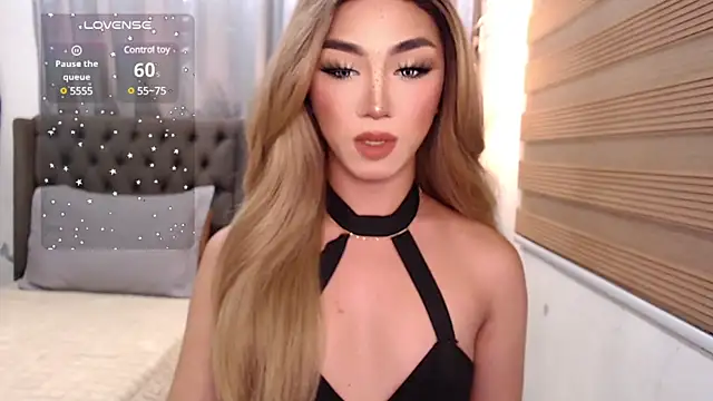 Local Hoelyx online show from 01-04-25, 10:16