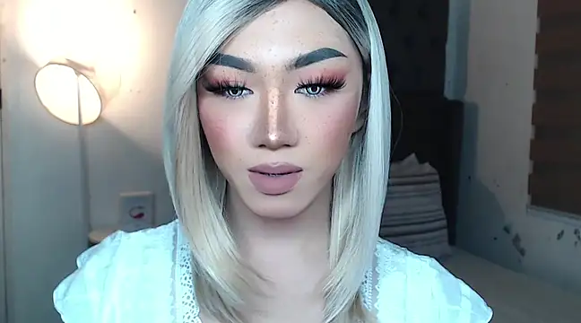 Local Hoelyx online show from 03-23-25, 07:31