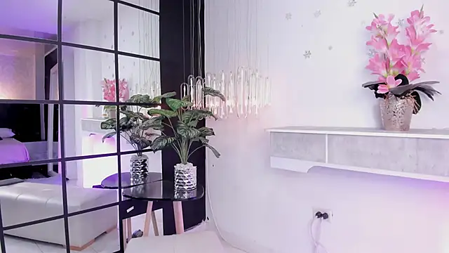 Snapshot of _liathompsom09 chatting on 01-31-25, 06:14 liathompsom09 online show from 01-31-25, 06:14