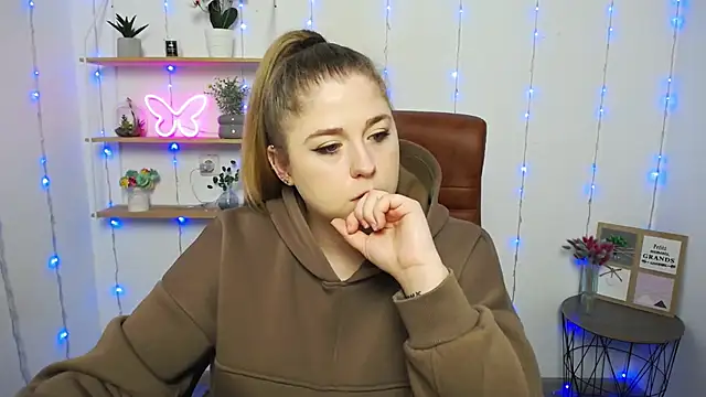 JessikaDaniel online show from 01-22-25, 07:25