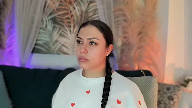 Nicolle W online show from 02-13-26, 11:50