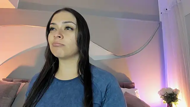 Nicolle W online show from 02-16-26, 11:50