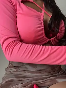 Snapshot of DulceMya6 chatting on 07-07-26, 12:31 DulceMya6 online show from 07-07-26, 12:31