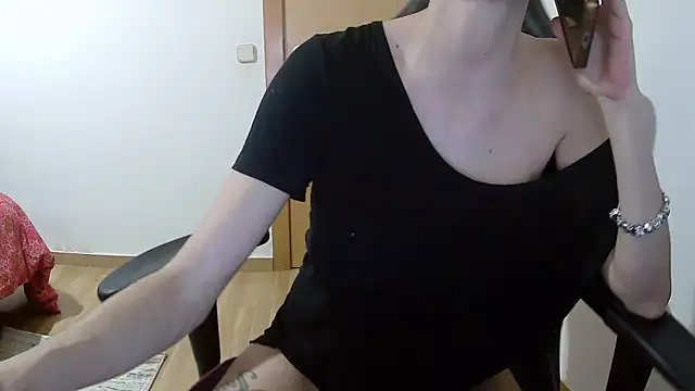 Vampirosa online show from 12-22-25, 03:53