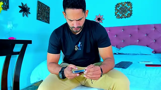 Snapshot of JorsMontero chatting on 02-07-25, 12:39 JorsMontero online show from 02-07-25, 12:39