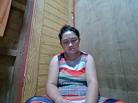 LalaiAsian online show from 11-29-25, 08:56