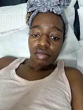 Snapshot of Sexynaughty_Gal chatting on 02-26-25, 08:11 Sexynaughty Gal online show from 02-26-25, 08:11