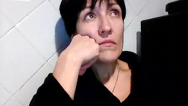 SunnyAmorre online show from 09-30-25, 09:42