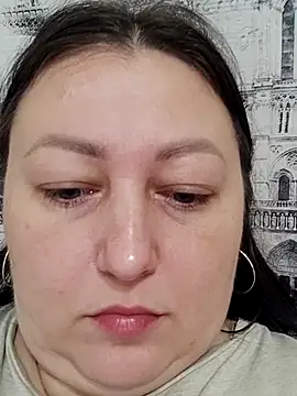 Snapshot of Rini333 chatting on 07-20-26, 02:41 Rini333 online show from 07-20-26, 02:41