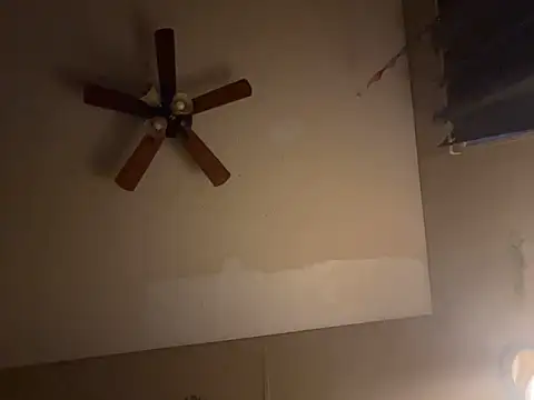 jck1m0t online show from 03-04-25, 11:43