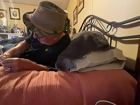 Snapshot of jck1m0t chatting on 06-13-26, 10:40 jck1m0t online show from 06-13-26, 10:40