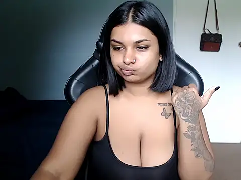 layla amin online show from 03-15-26, 06:52