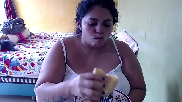 yulieth bbw online show from 10-11-25, 03:21