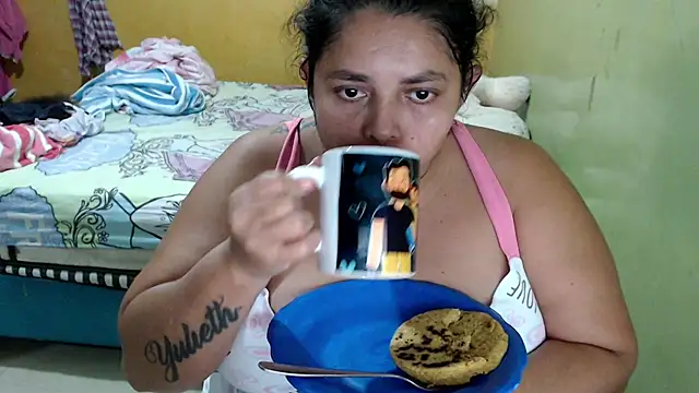 yulieth bbw online show from 07-08-26, 12:48