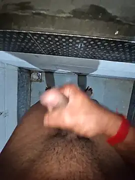 breejs online show from 02-25-25, 05:19