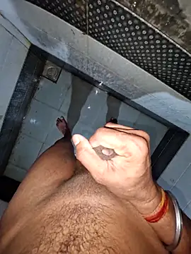 Snapshot of breejs chatting on 02-15-26, 04:09 breejs online show from 02-15-26, 04:09