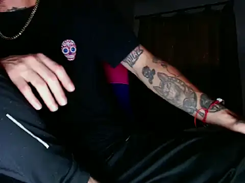 Christian Stiven1 online show from 02-07-25, 03:01