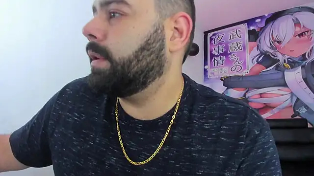 Snapshot of Beerbear_boy chatting on 03-07-25, 11:27 Beerbear boy online show from 03-07-25, 11:27