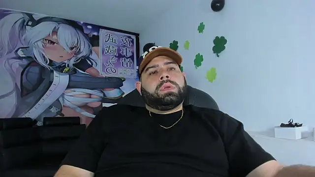 Snapshot of Beerbear_boy chatting on 03-19-25, 07:49 Beerbear boy online show from 03-19-25, 07:49