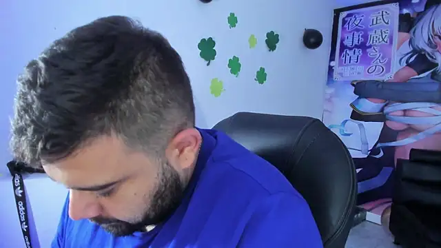 Snapshot of Beerbear_boy chatting on 03-21-25, 10:39 Beerbear boy online show from 03-21-25, 10:39