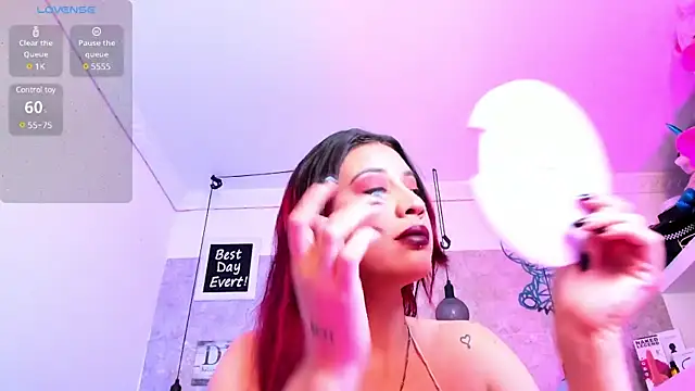 Rebeca xs online show from 01-23-25, 07:22