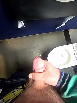 Snapshot of WhiteMeat069 chatting on 02-18-25, 05:09 WhiteMeat069 online show from 02-18-25, 05:09