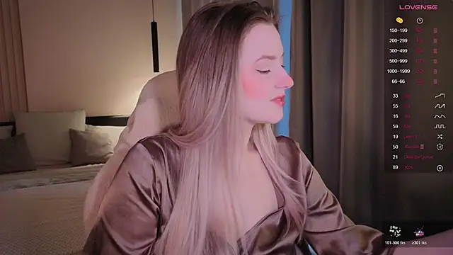 elinanortas online show from 12-18-25, 04:18