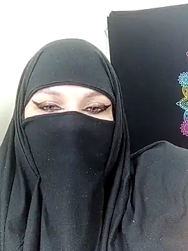 evelyn  salah online show from 10-22-25, 11:04