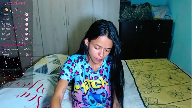 Mia sexy18  online show from 04-14-26, 01:44