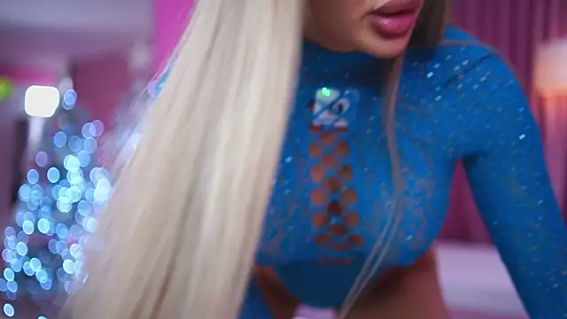 AshleySinn online show from 12-20-25, 10:00