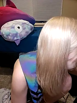 AmethystFoxx online show from 11-25-25, 10:43