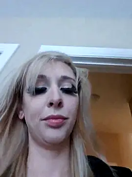 AmethystFoxx online show from 02-04-26, 09:42