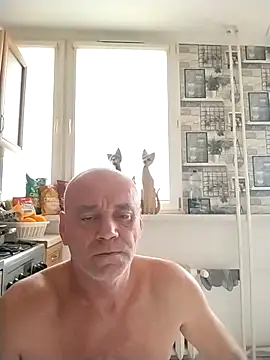 Snapshot of wilkalfa chatting on 11-11-25, 10:26 wilkalfa online show from 11-11-25, 10:26