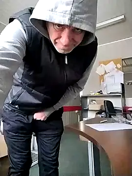 Snapshot of wilkalfa chatting on 01-07-26, 07:44 wilkalfa online show from 01-07-26, 07:44