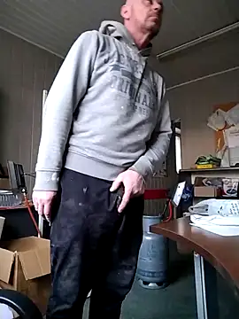 Snapshot of wilkalfa chatting on 02-12-26, 03:40 wilkalfa online show from 02-12-26, 03:40