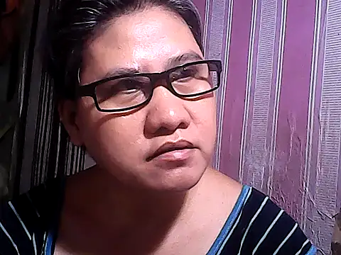 sweetsosie18 online show from 10-06-25, 09:07