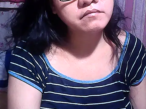 sweetsosie18 online show from 11-21-25, 06:28